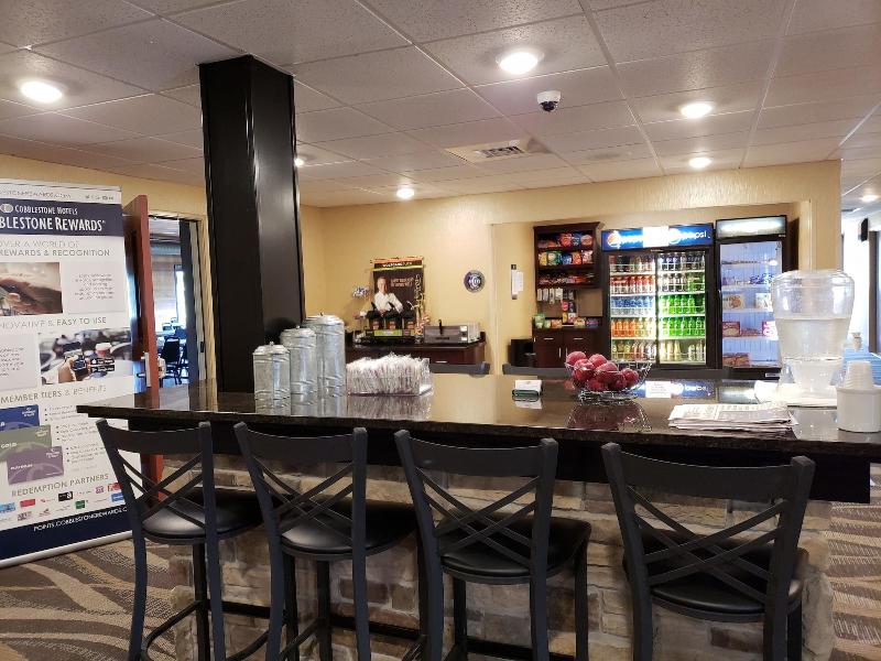cobblestone inn and suites merrill
