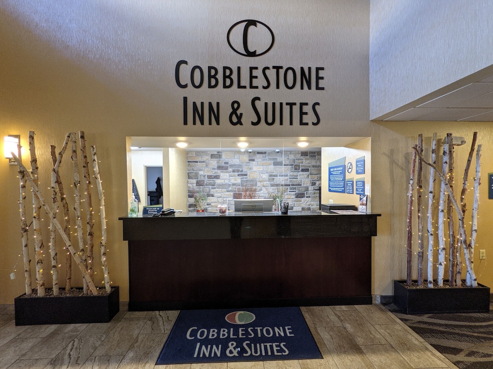 cobblestone inn and suites merrill