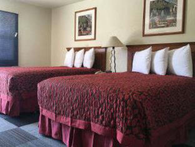 knights inn gallup at 1601 w hwy 66