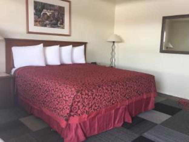 knights inn gallup at 1601 w hwy 66