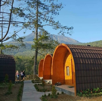 the lawu park resort