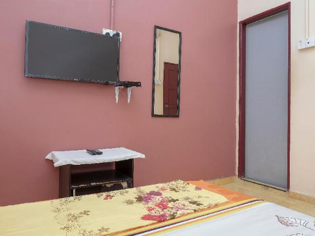 spot on 90144 corridor hotel 1