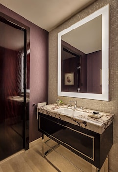 the darling at the star gold coast