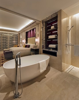 the darling at the star gold coast