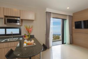 patong bay residence