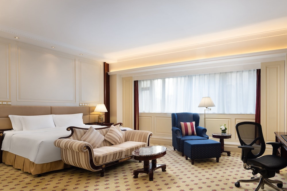 crowne plaza hotel and suites landmark shenzhen an ihg hotel