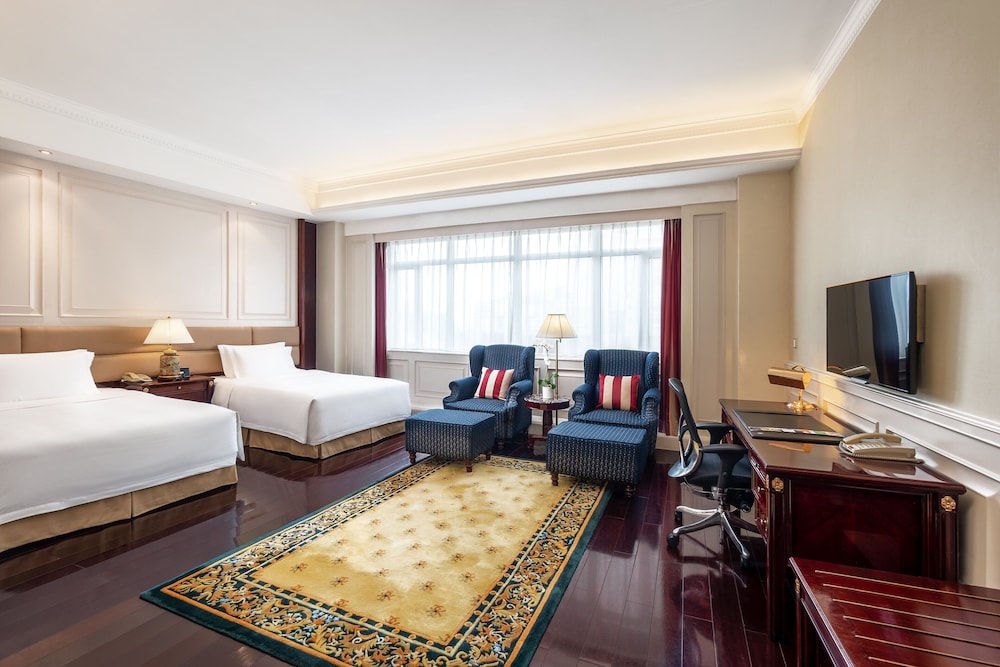 crowne plaza hotel and suites landmark shenzhen an ihg hotel