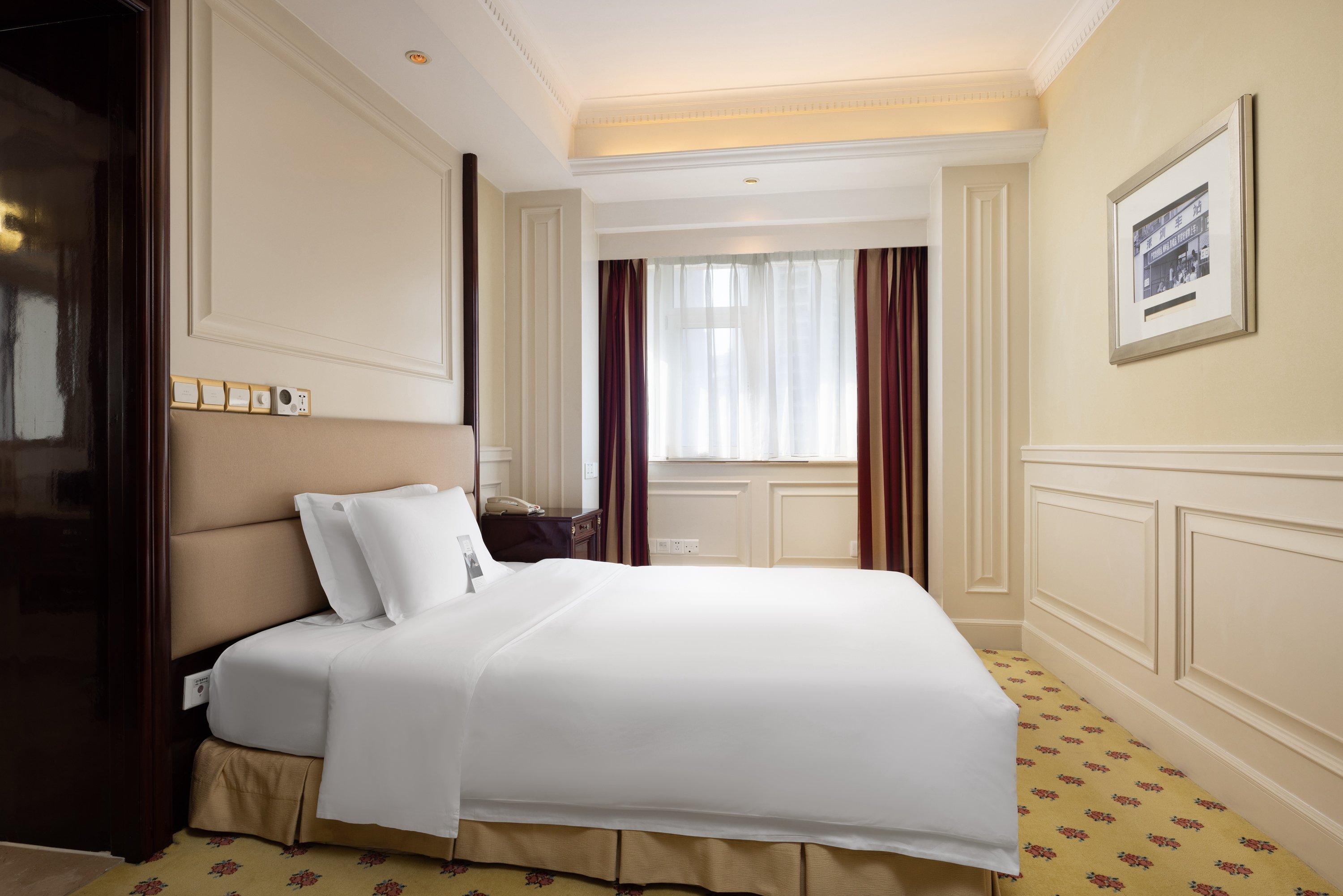 crowne plaza hotel and suites landmark shenzhen an ihg hotel