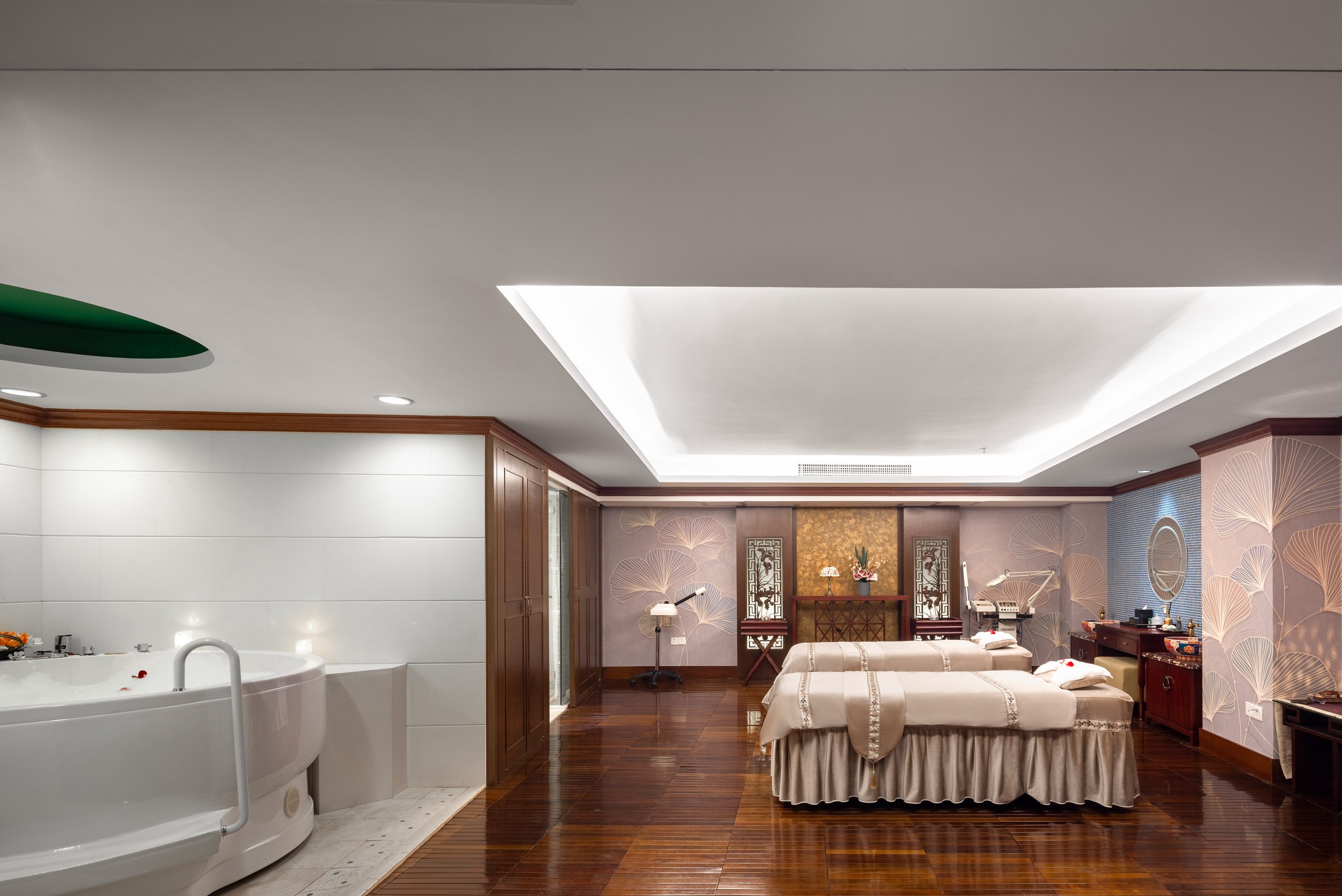 crowne plaza hotel and suites landmark shenzhen an ihg hotel