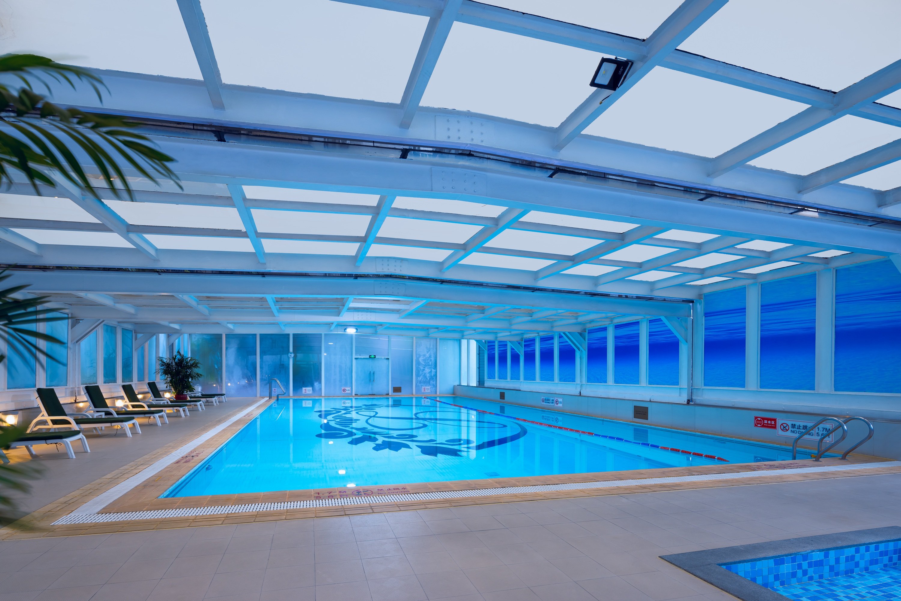 crowne plaza hotel and suites landmark shenzhen an ihg hotel