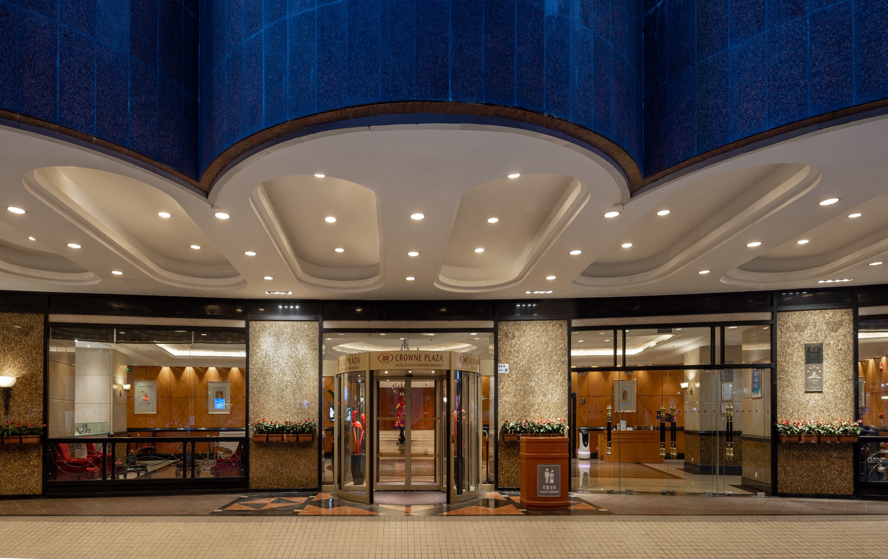 crowne plaza hotel and suites landmark shenzhen an ihg hotel