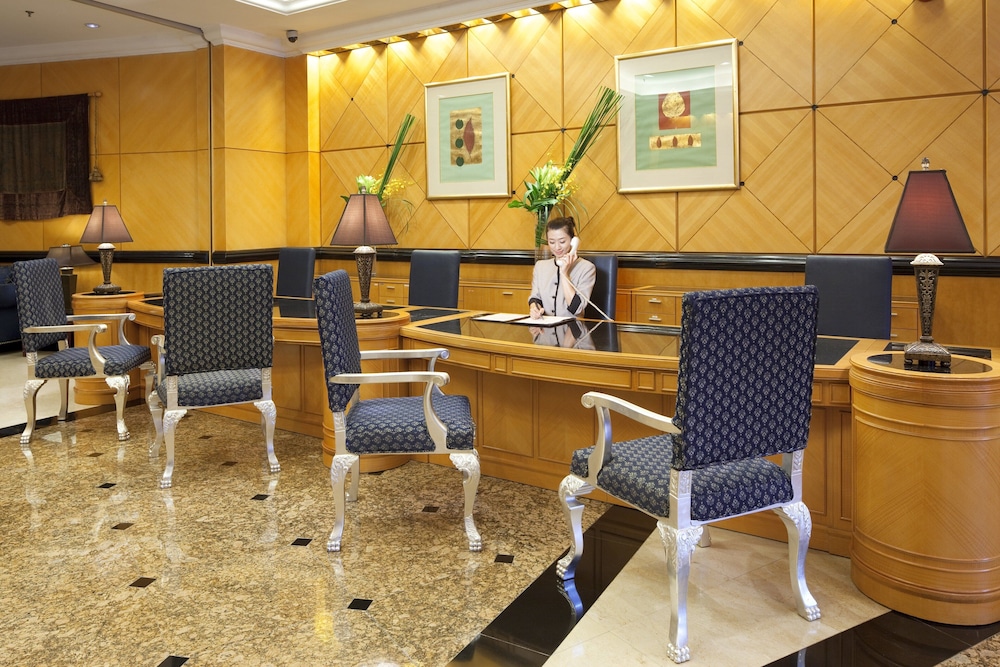 crowne plaza hotel and suites landmark shenzhen an ihg hotel