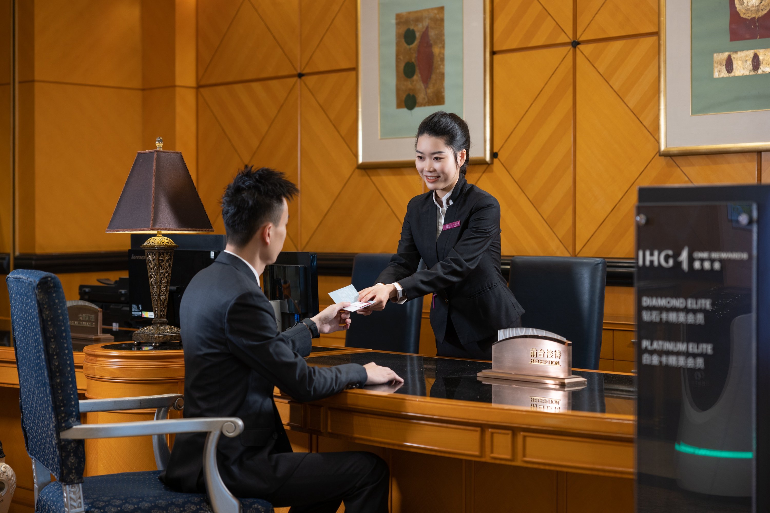 crowne plaza hotel and suites landmark shenzhen an ihg hotel