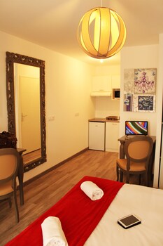 adonis aix en provence