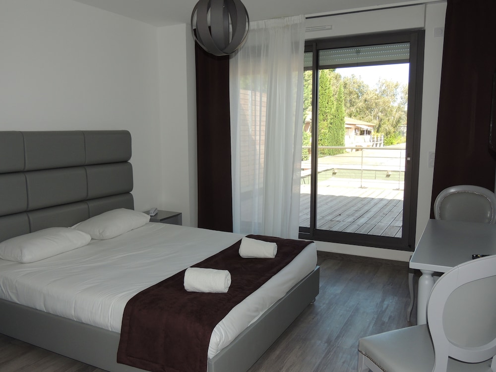 adonis aix en provence