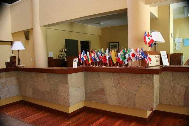 Adonis Aix-En-Provence,,3 star