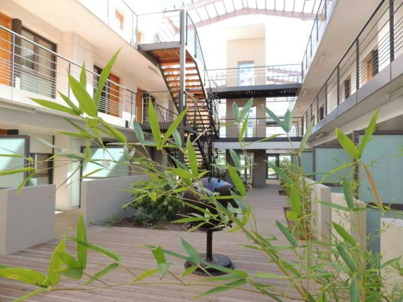 adonis aix en provence