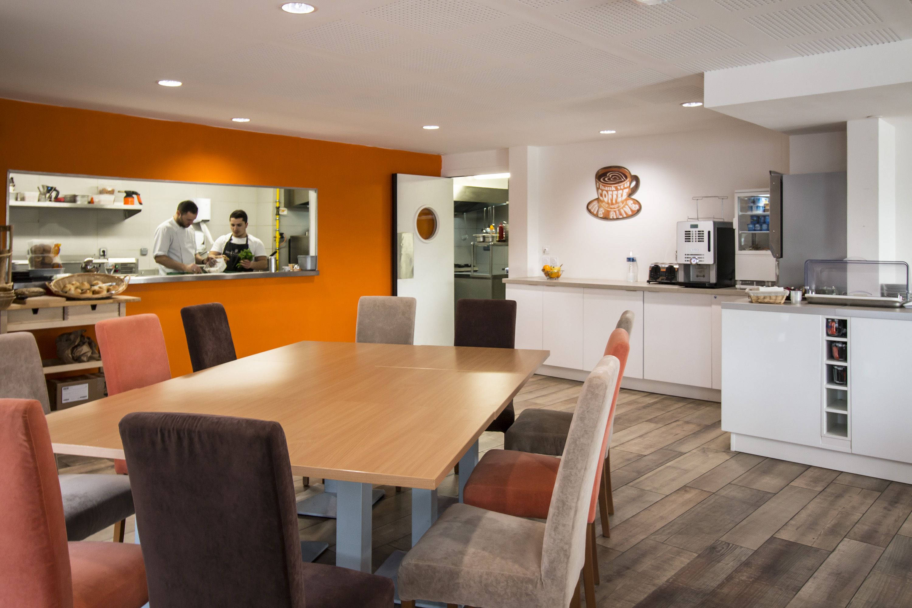 adonis aix en provence