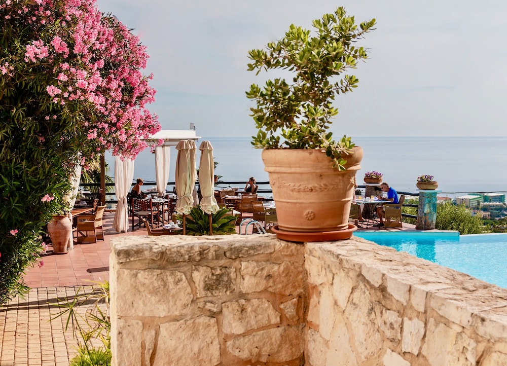 creta blue boutique hotel