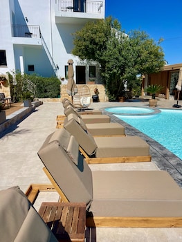 creta blue boutique hotel
