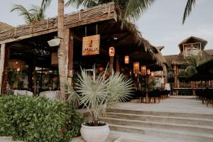 holbox aldea kuka
