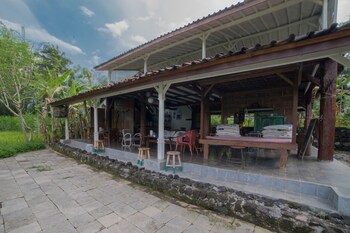 rumah jembarati