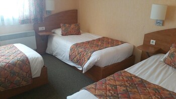 the originals city le logis delbee cholet nord inter hotel