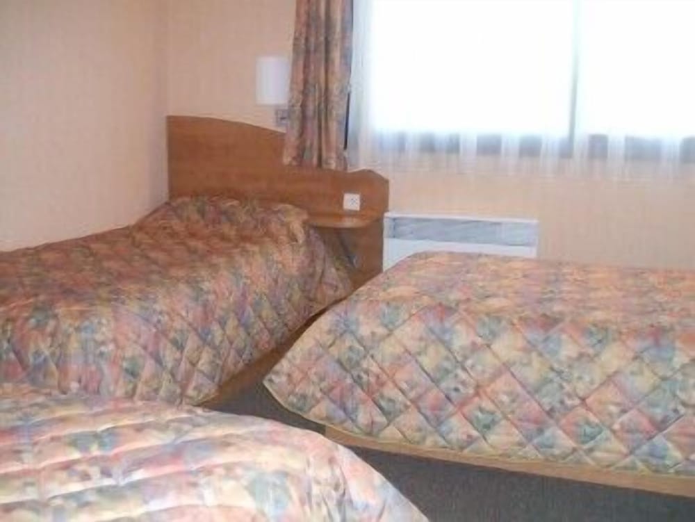 the originals city le logis delbee cholet nord inter hotel