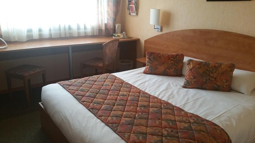the originals city le logis delbee cholet nord inter hotel