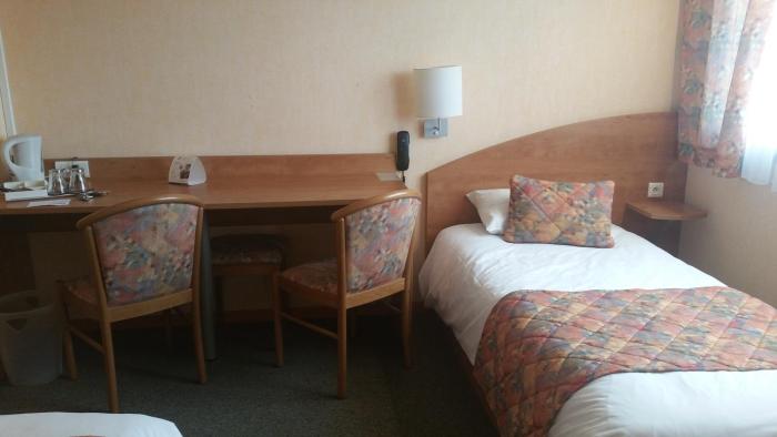 the originals city le logis delbee cholet nord inter hotel