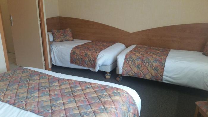 the originals city le logis delbee cholet nord inter hotel