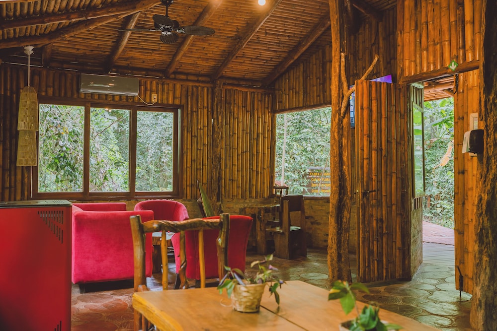 la aldea de la selva lodge