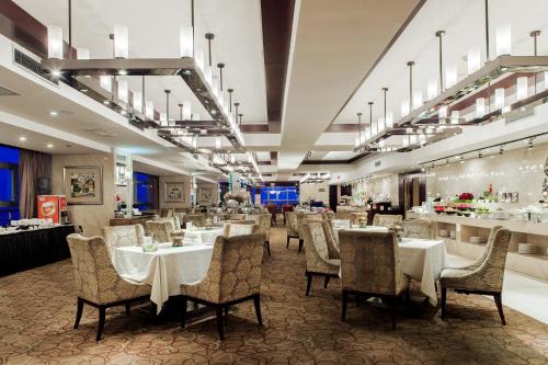 grand new century hotel