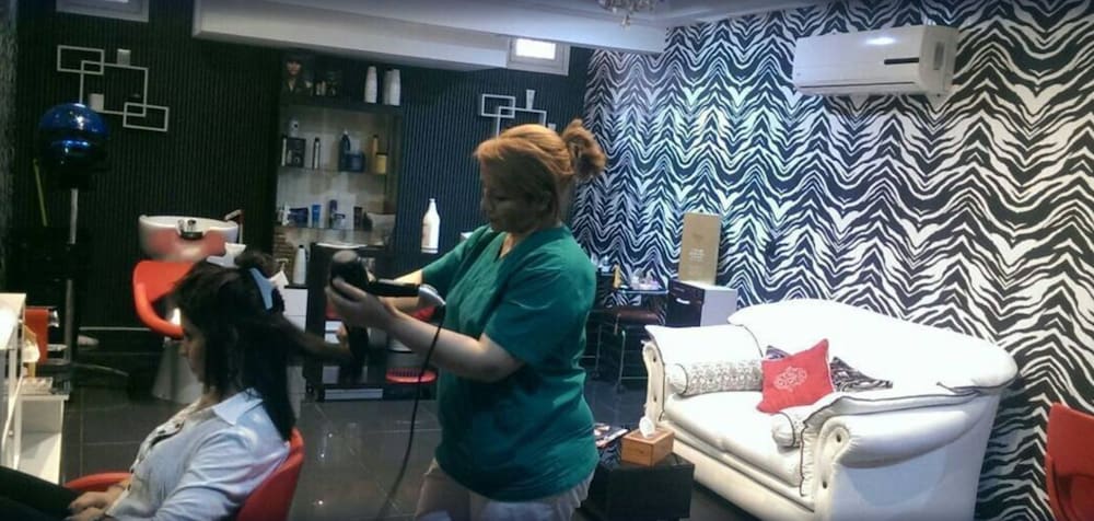 hotel lawrence darabie