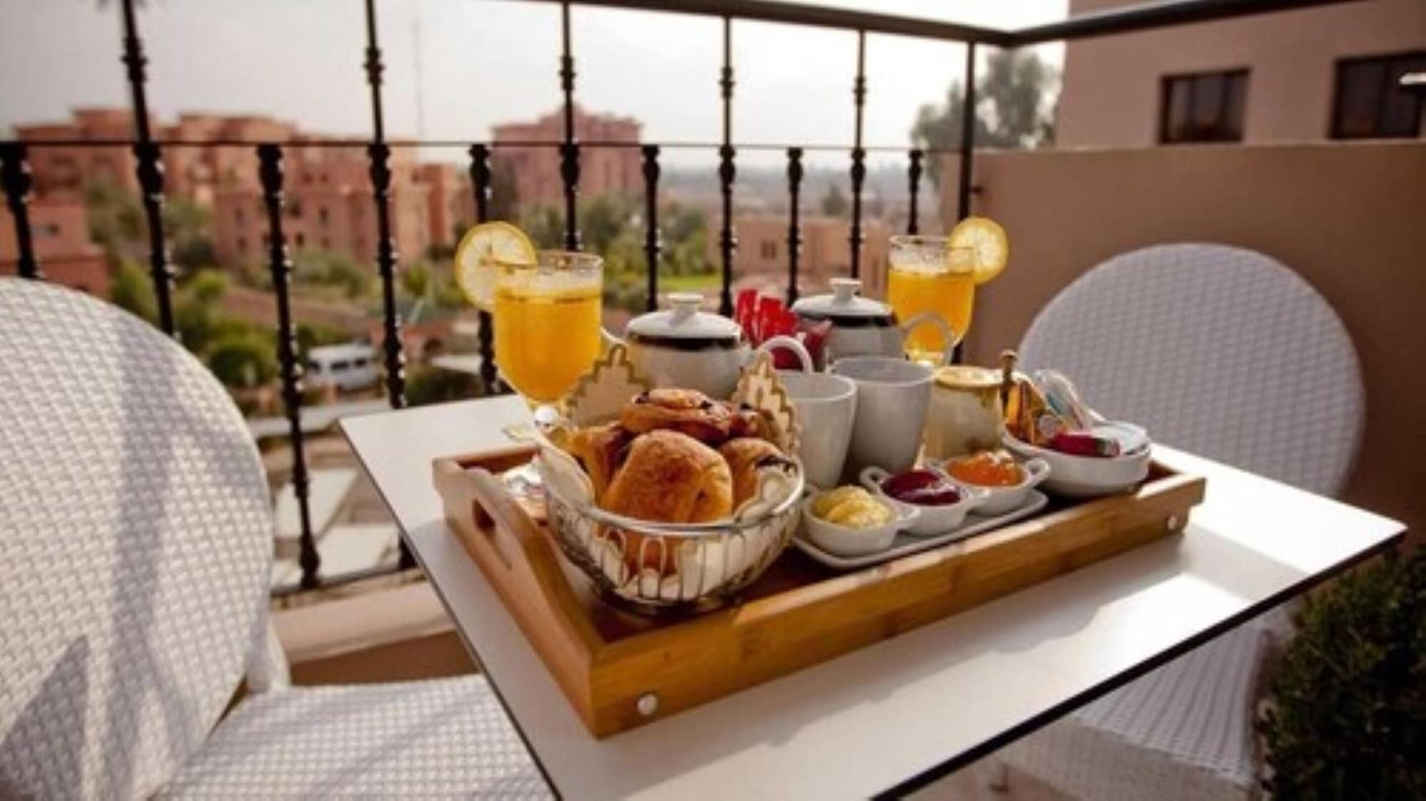 hotel lawrence darabie