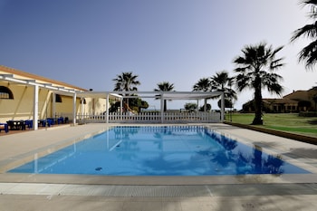 sikania resort and spa