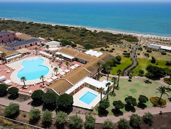 sikania resort and spa