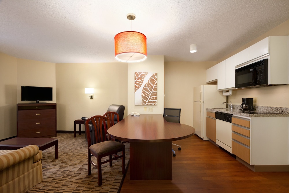 mainstay suites raleigh cary
