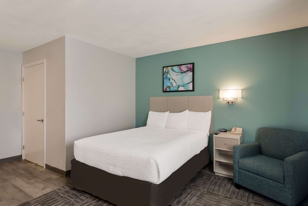 mainstay suites raleigh cary