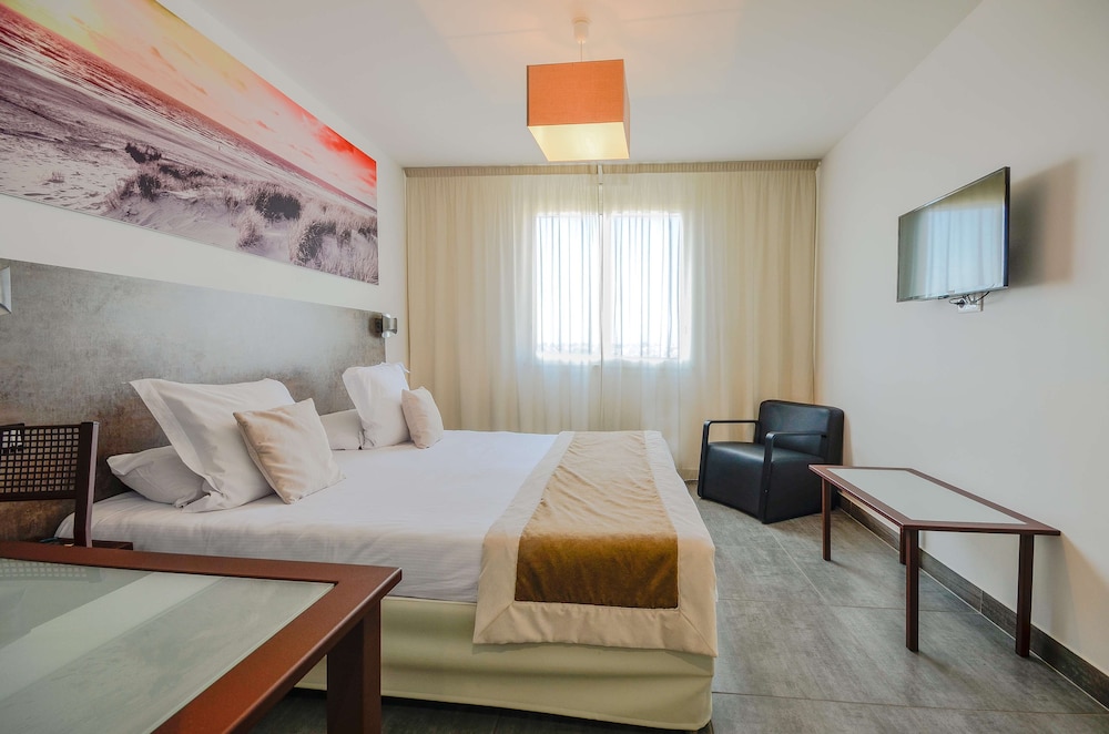 sure hotel by best western beziers le monestie
