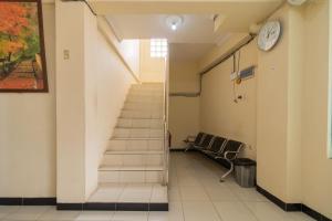 reddoorz jalan kolonel haji burlian palembang 2