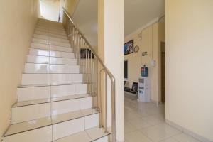 reddoorz jalan kolonel haji burlian palembang 2