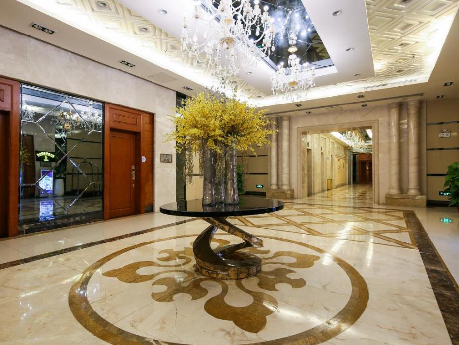 louidon mega apartment hotel of kam rueng plaza sunshine