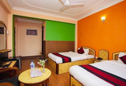 hotel happy home