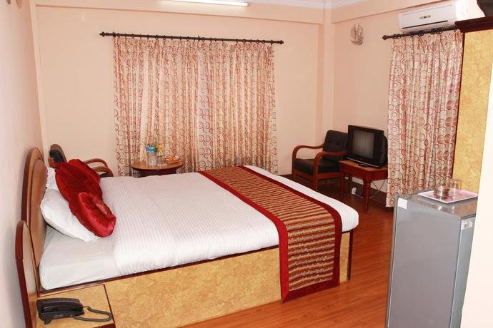 hotel happy home