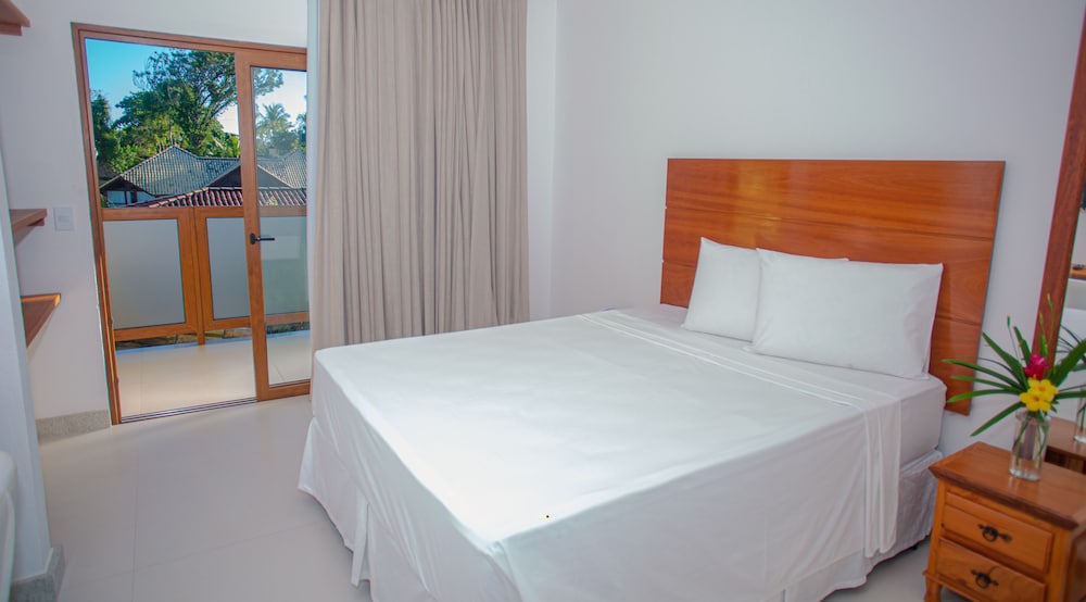 arraial bangalo praia hotel