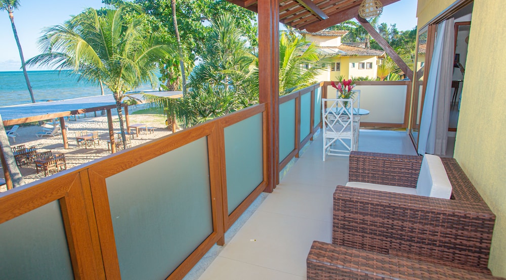 arraial bangalo praia hotel