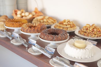 arraial bangalo praia hotel