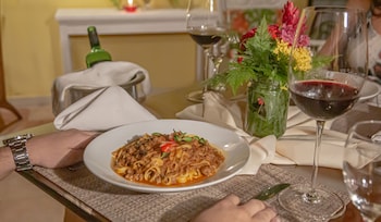 arraial bangalo praia hotel