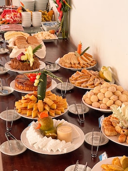 arraial bangalo praia hotel